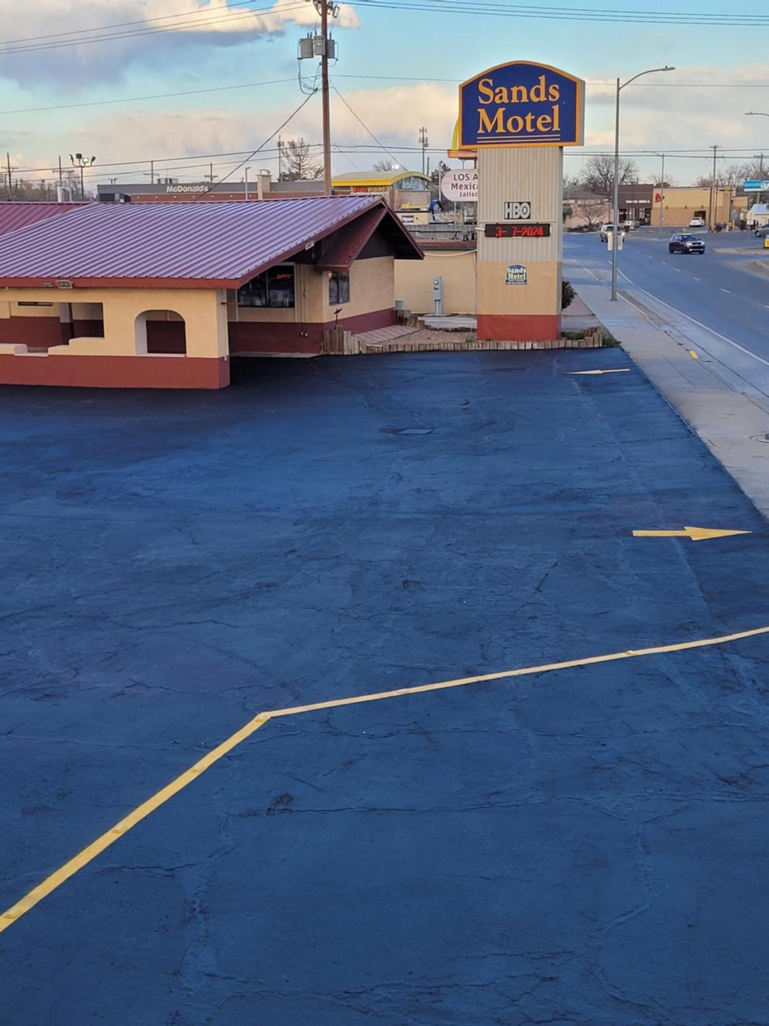 Sands Motel Portales Exterior photo