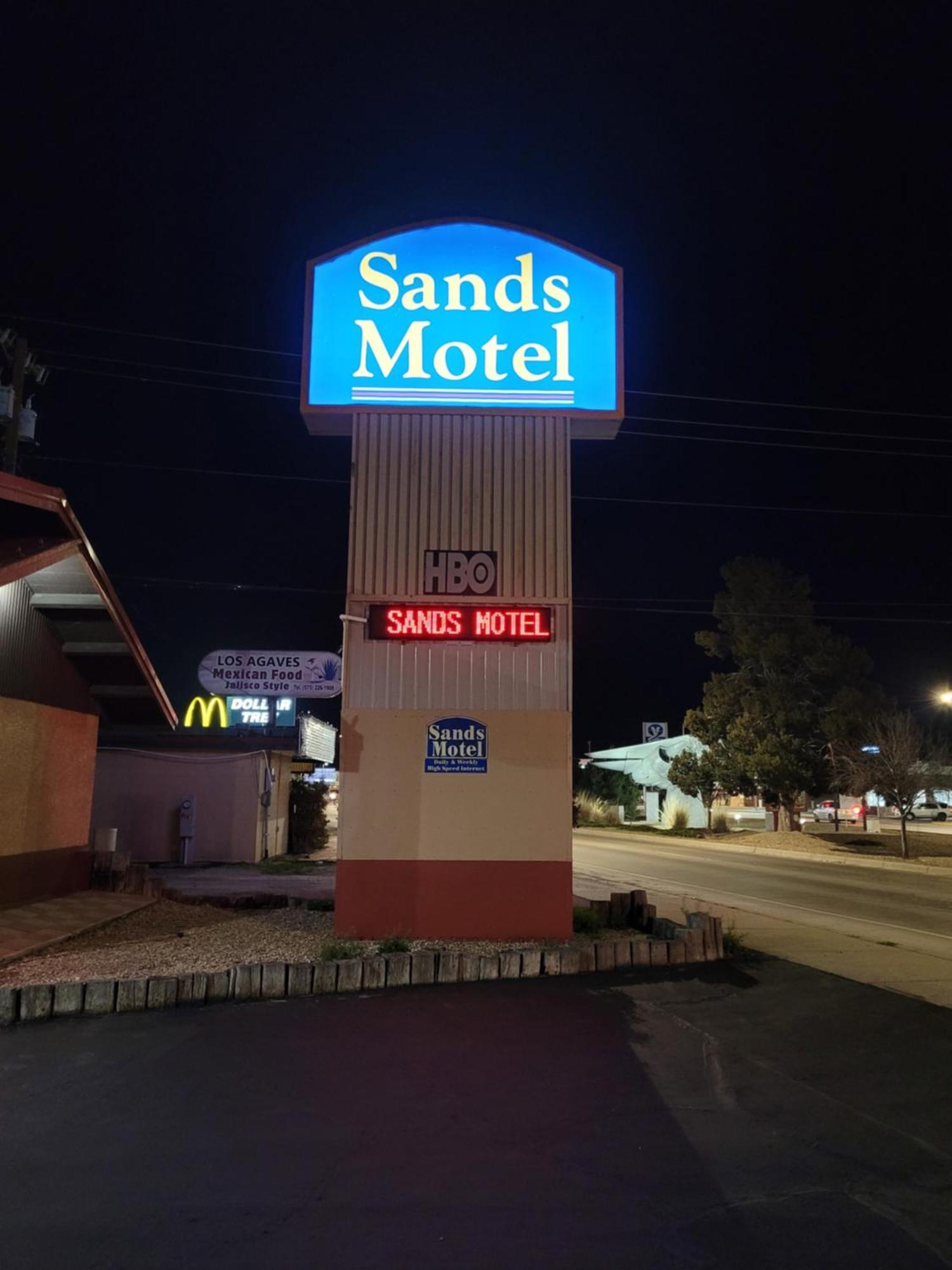 Sands Motel Portales Exterior photo